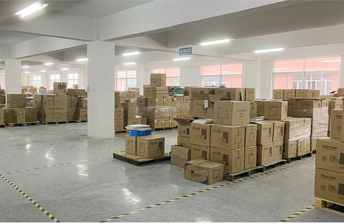 Packing and export warehouse